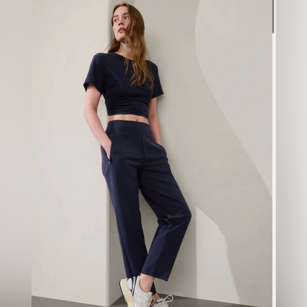 Athleta Navy Cropped High-Rise Trousers